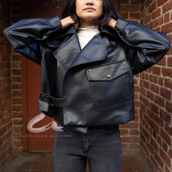 Cultivated Articles Jackets & Blazers - Darby Jacket - Black